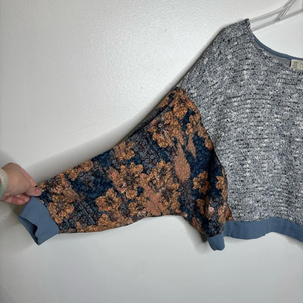 Saturday Sunday by Anthropologie Mixed Fabric Floral Sleeve Sweatshirt Women’s M